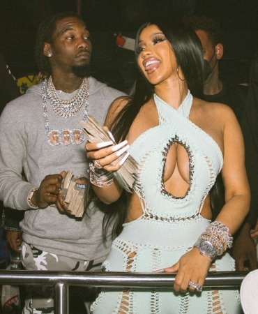 Music Celebrities having fun at Strip Club Near Me Music Celebrities having fun at Strip Club Near Me